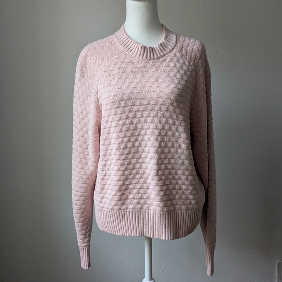 lululemon athletica Sweaters - Lululemon Athletica Pink Crew Neck Sweater With Textured Knit Pink Mist
